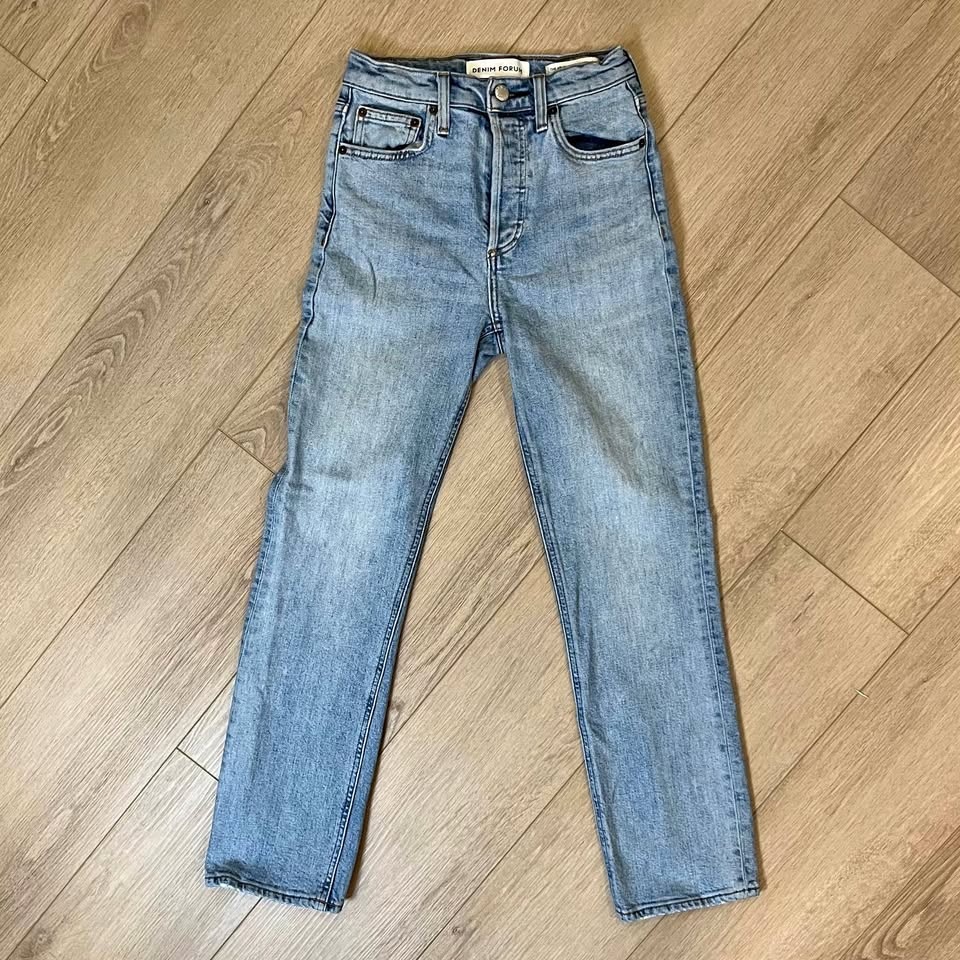 DENIM FORUM High Rise Straight Leg "The Arlo" Jeans - Size 24