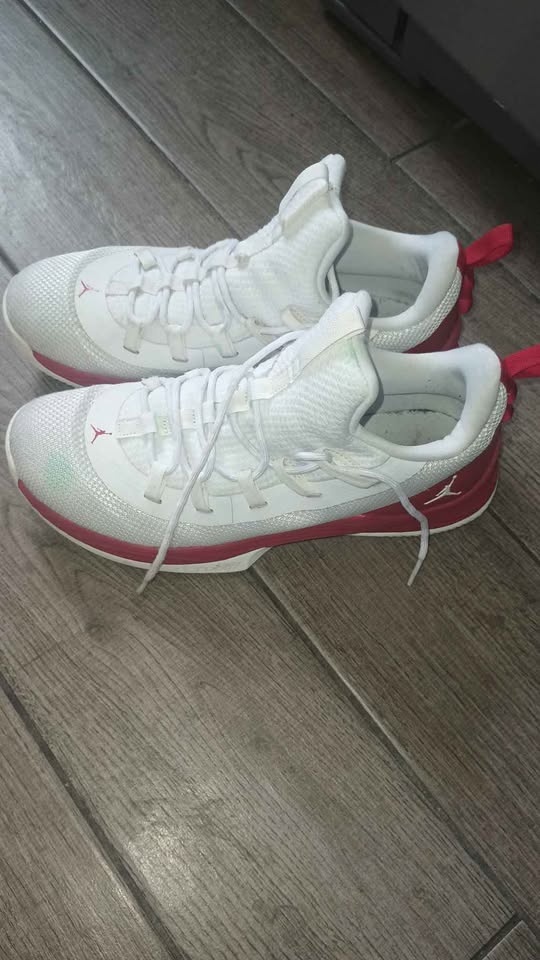Air Jordan Ultra.Fly 2 Low Men's Basketball Shoes Sz 9.5 - photo 2