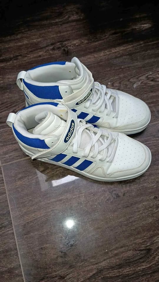 Adidas Men's Basketball Shoes Size 7