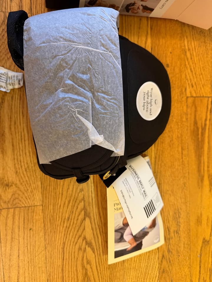 Tushbaby Hip Carrier - photo 2