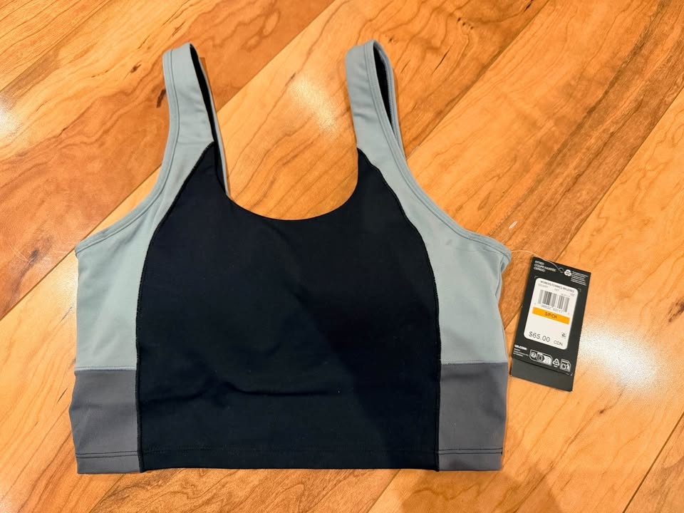 BNWT UA Meridian Colorblock Woman's Tank Size S - photo 3