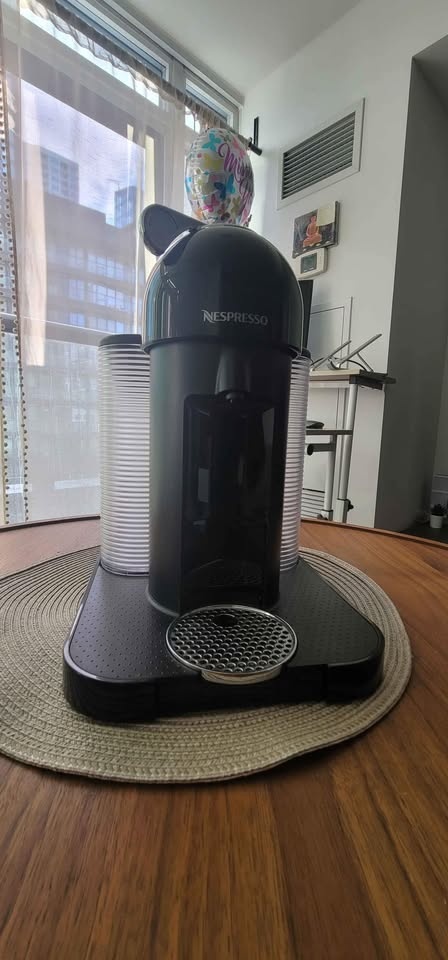 Nespresso Vertuo - Coffee Machine