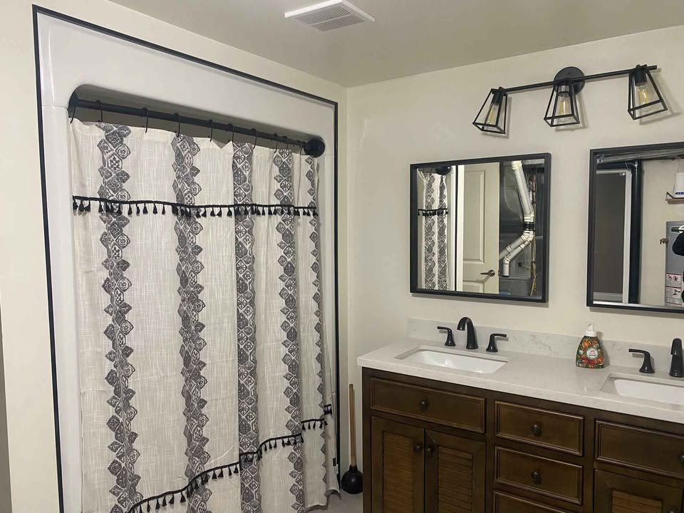 Full Basement Suite for Rent - photo 4