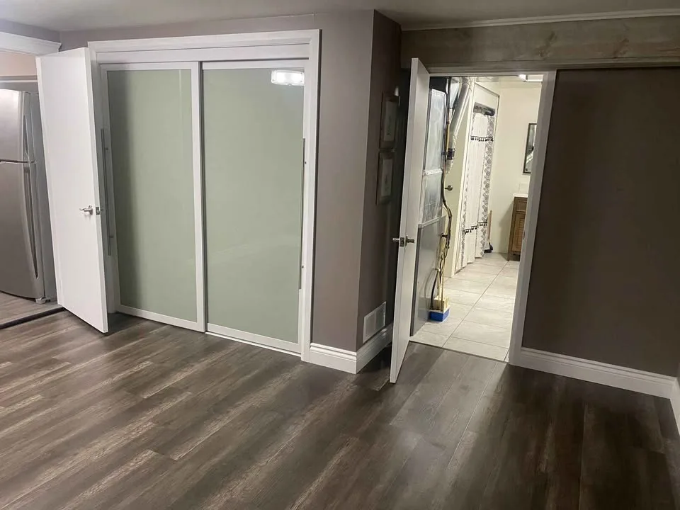 1 Bed 1 Bath - House image indicator(6)