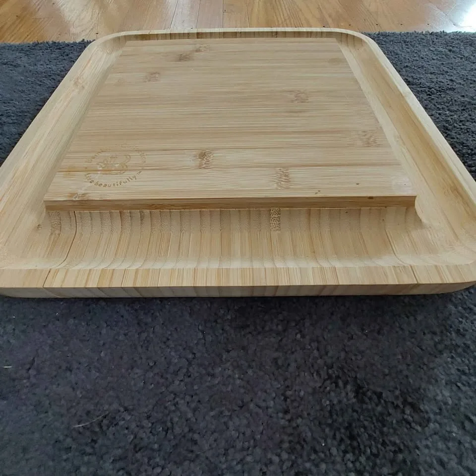 Charcuterie Board w Utensils and Pouch image indicator(3)