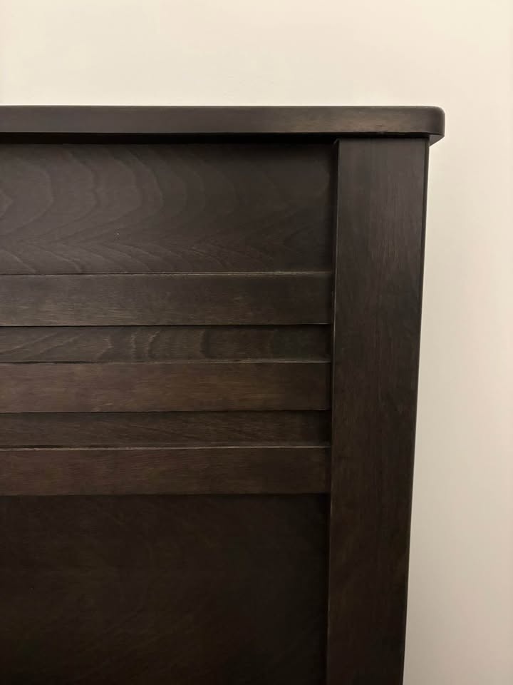 Dark Wood Queen Bed Frame (Leon’s) - photo 4