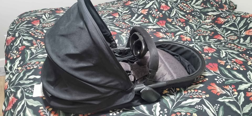Evenflo Pivot Stroller Seat - photo 2