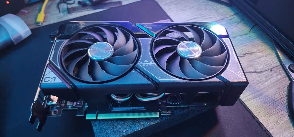 RTX 4060 TI 8GB ASUS