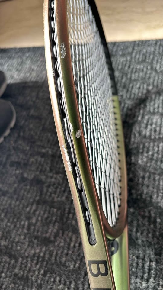 Wilson Blade 98 v8 (18x20) - L2 Grip - photo 2