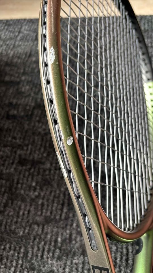 Wilson Blade 98 v8 (18x20) - L2 Grip - photo 3