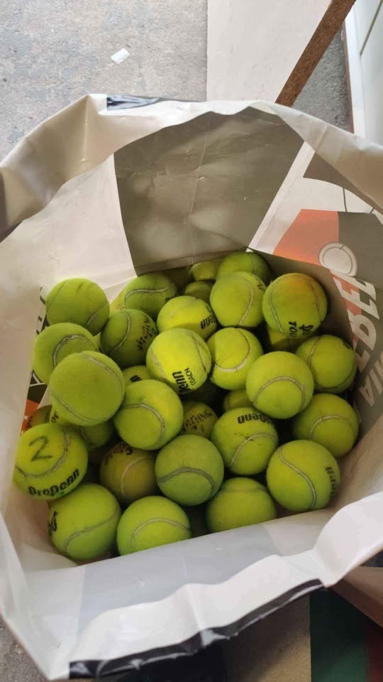 50 Used Assorted Tennis Balls - photo 2