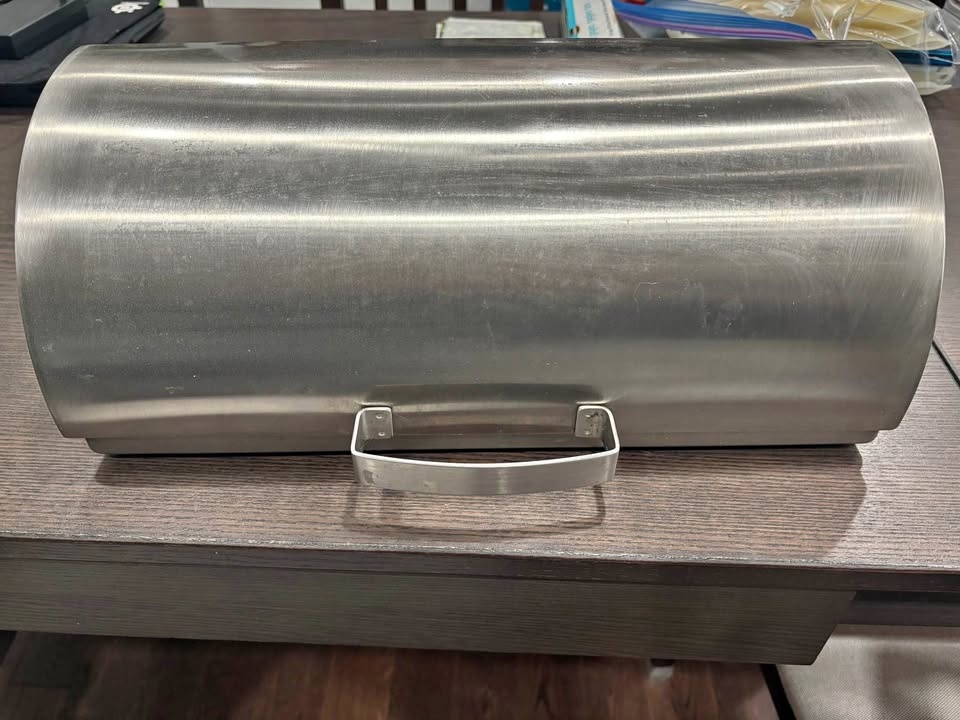 Breadbox