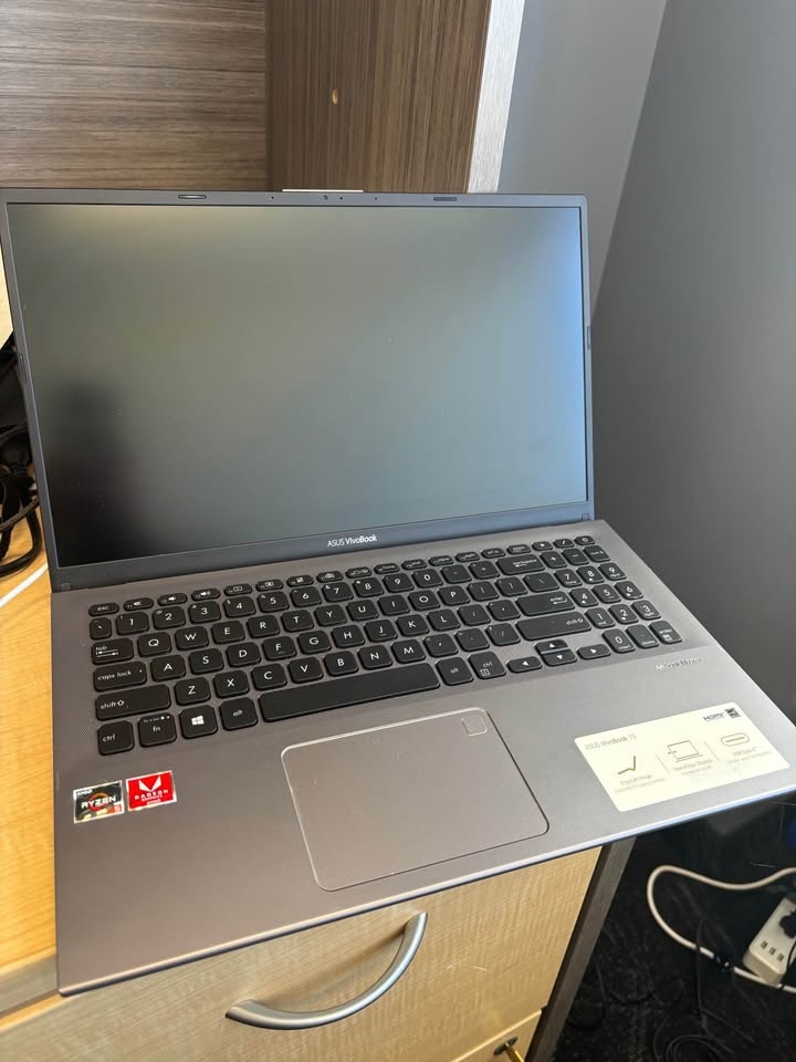 Asus 15.6” Vivobook Laptop - 2019 - photo 4