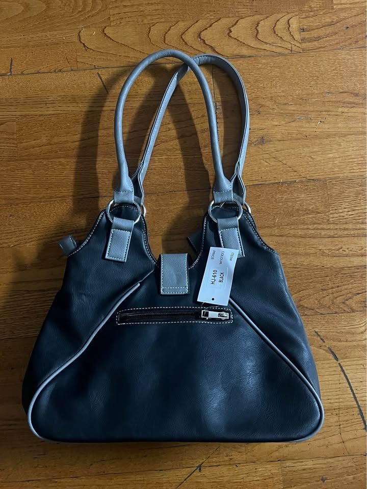 Vintage Black and Grey Handbag with Extra Strap - photo 2