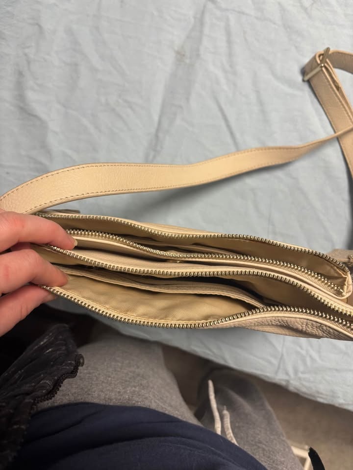 Daniel shoulder bag (many pockets) - photo 3
