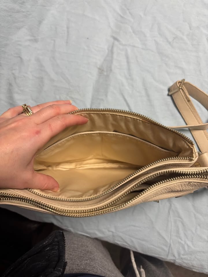 Daniel shoulder bag (many pockets) - photo 5