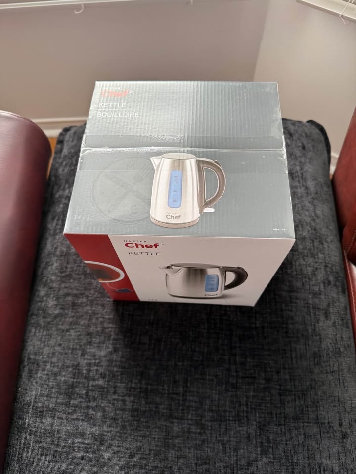 Brand New Master Chef 1.7L Electric Kettle - photo 2