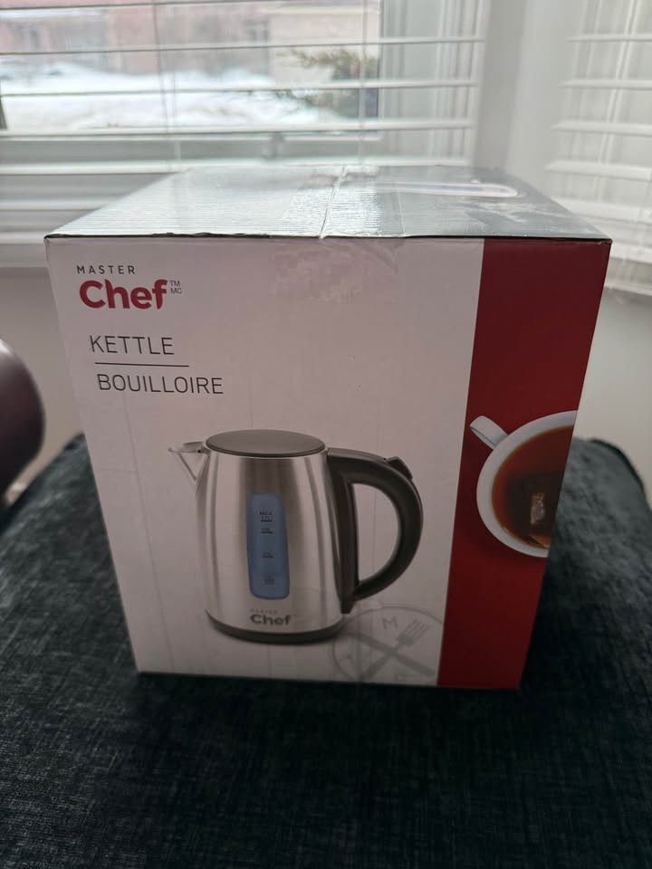 Brand New Master Chef 1.7L Electric Kettle - photo 4