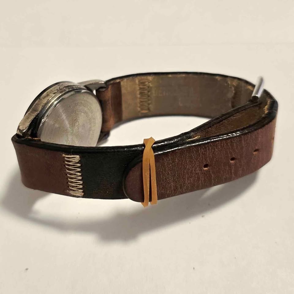 Disney Hunchback of Notre Dame Timex Watch - photo 5