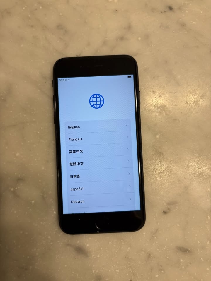 Unlocked iPhone SE 2022 (3rd gen) Midnight - Excellent Condition - photo 4