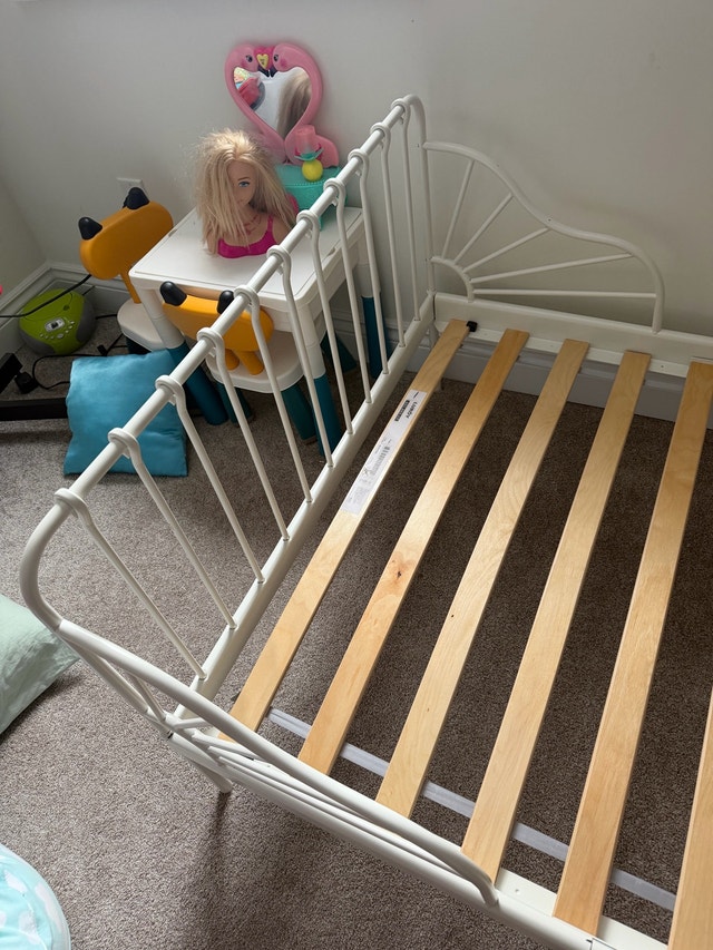 Twin Bed Frame with Slatted Base - White - photo 3