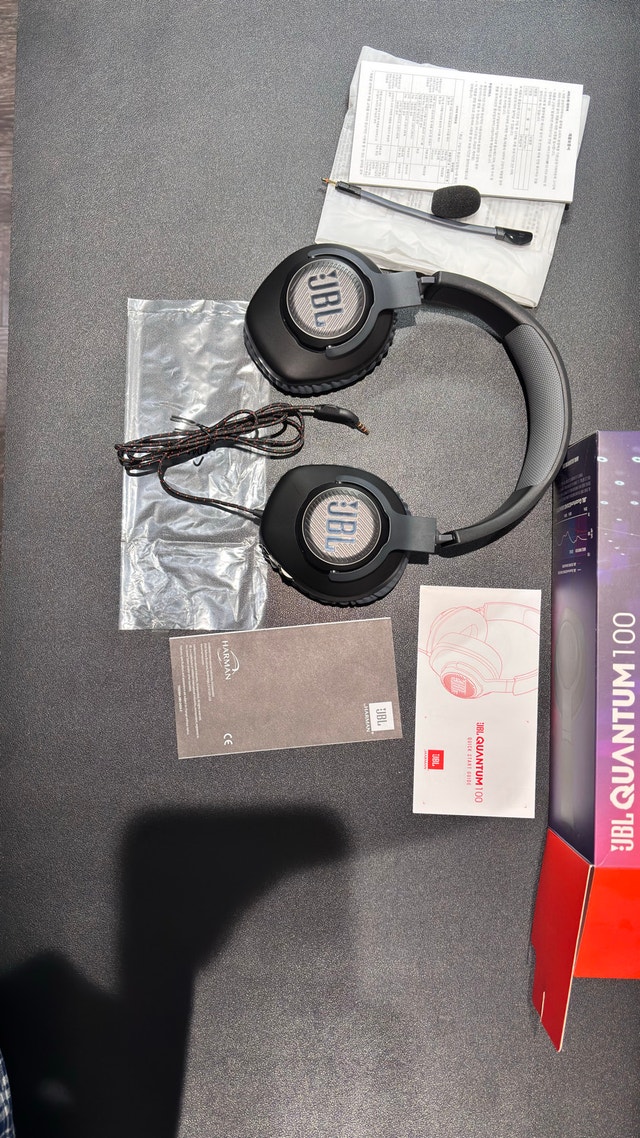 JBL Quantum 100 Headset. Brand new - Open Box - Never used. - photo 4