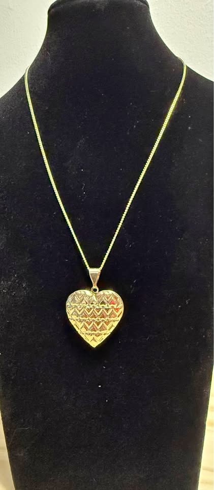 20in 18k Gold fill Miami Cuban heart locket