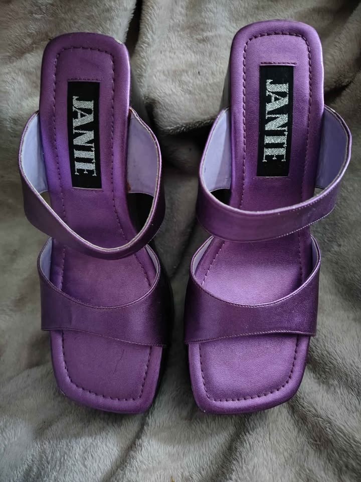 New Metallic Purple & Black Wedge Platform Heels (Slight Imperfe - photo 2