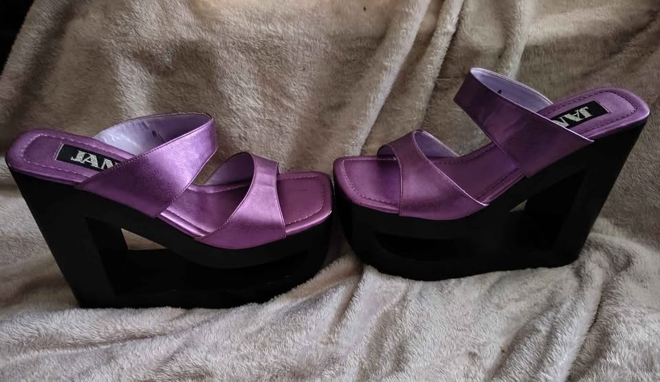 New Metallic Purple & Black Wedge Platform Heels (Slight Imperfe - photo 4