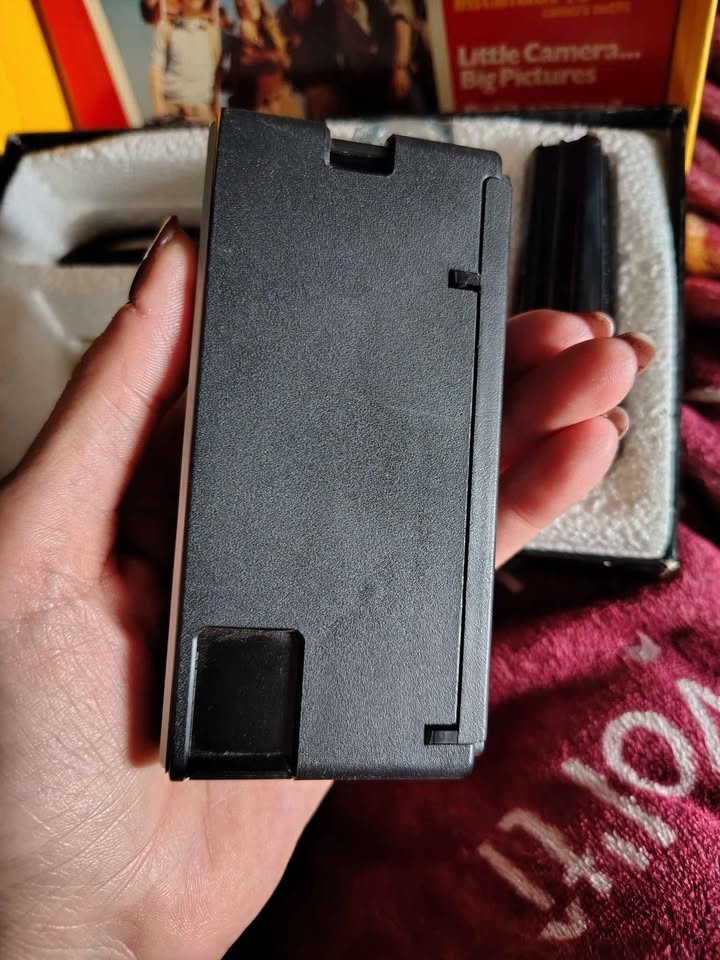 Vintage Kodak Pocket Instamatic 10 Camera Outfit w/ Strap & Box - photo 5