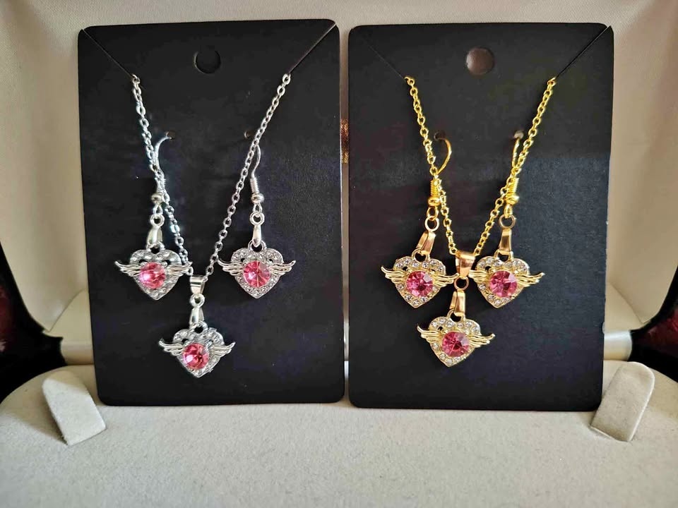Gift Sets: Necklace & Earrings