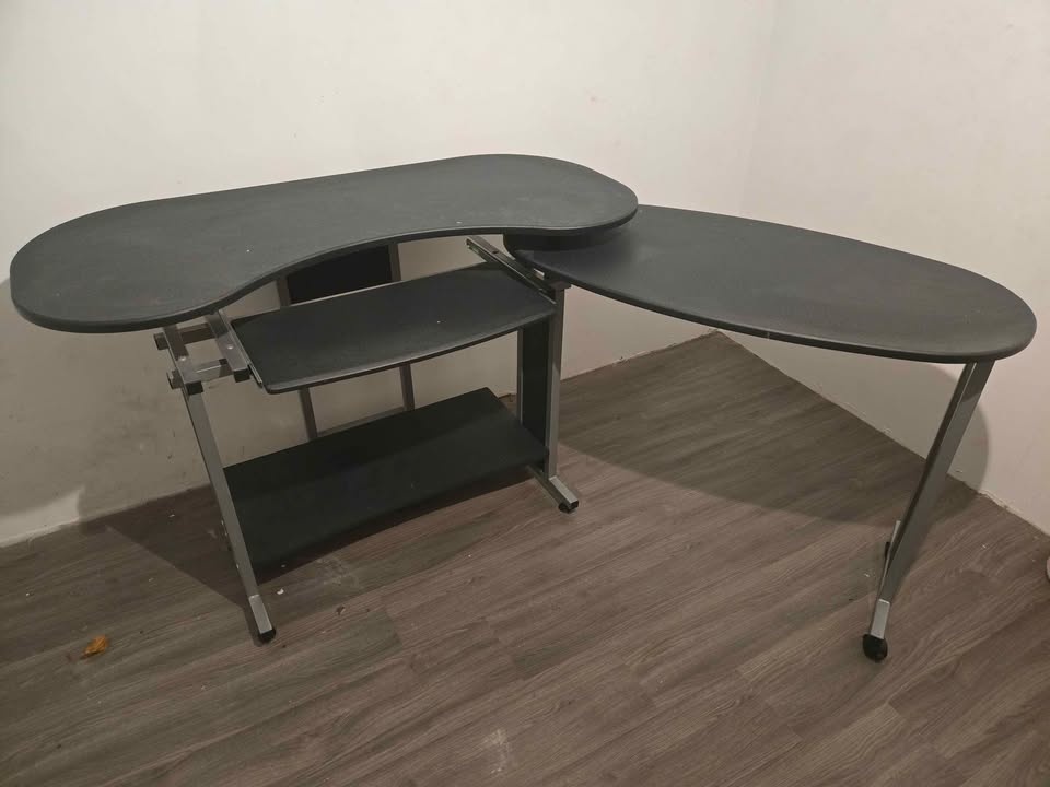 3 Tier office desk OBO - photo 2