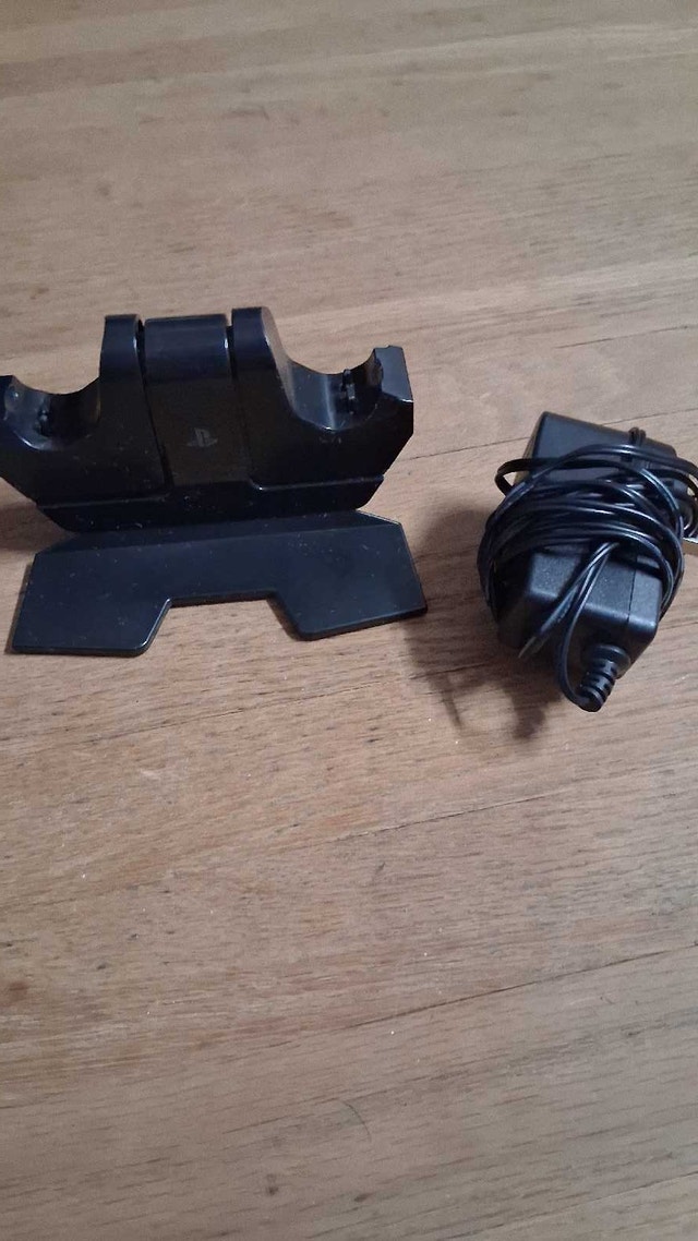 PowerA PS4 Controller Dock