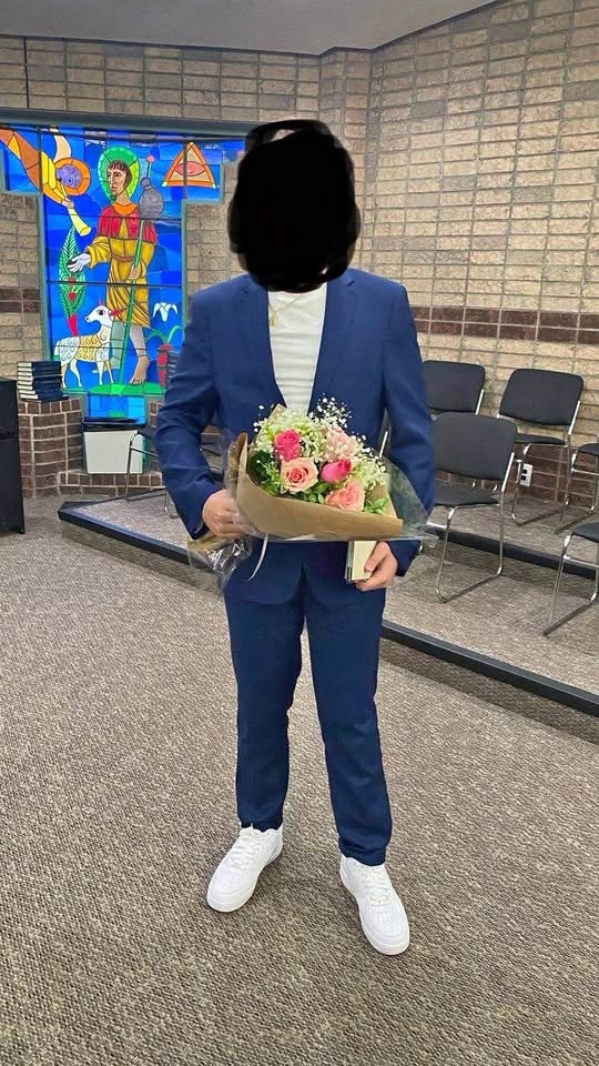 Navy Blue Suit for Graduation - Size 42R Blazer, 35R Pants