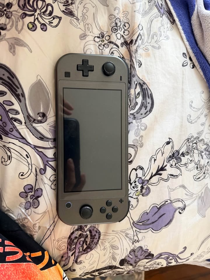 Pokemon Switch Lite Dialga and Palkia Edition - photo 2