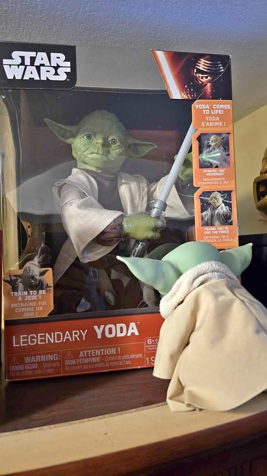 Star Wars Legendary Yoda Interactive Talking Figure Hasbro 2015