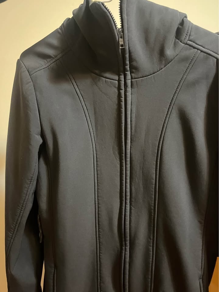Closet sale - Winter jackets, puffer vest, waterproof jacket tak - photo 2