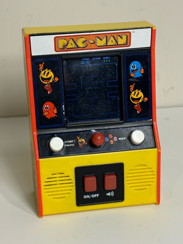 Pac-Man Mini Arcade Tabletop Game – Fully Working – Retro Fun - photo 2
