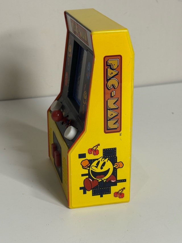 Pac-Man Mini Arcade Tabletop Game – Fully Working – Retro Fun - photo 3