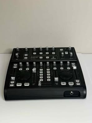 Behringer BCD3000 USB DJ Controller - photo 5