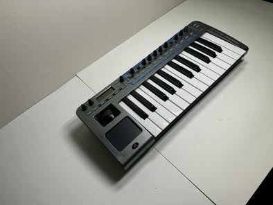 M-Audio Axiom 25 MIDI Controller - Tested - photo 5
