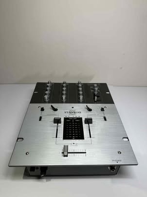 Stanton M.203 Scratch-Ready DJ Mixer