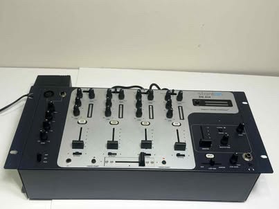 Stanton RM.404 4-Channel DJ Mixer – Rackmount