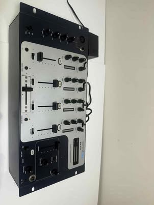 Stanton RM.404 4-Channel DJ Mixer – Rackmount - photo 2