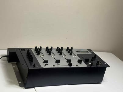 Stanton RM.404 4-Channel DJ Mixer – Rackmount - photo 5