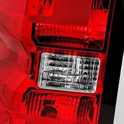 Chevy Silverado/GMC Sierra Tail Light – Left