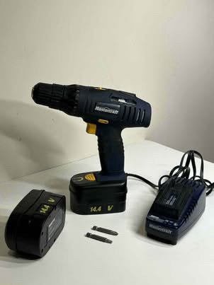 Mastercraft 14.4V Cordless Drill Kit w/ 2 Batteries & Case