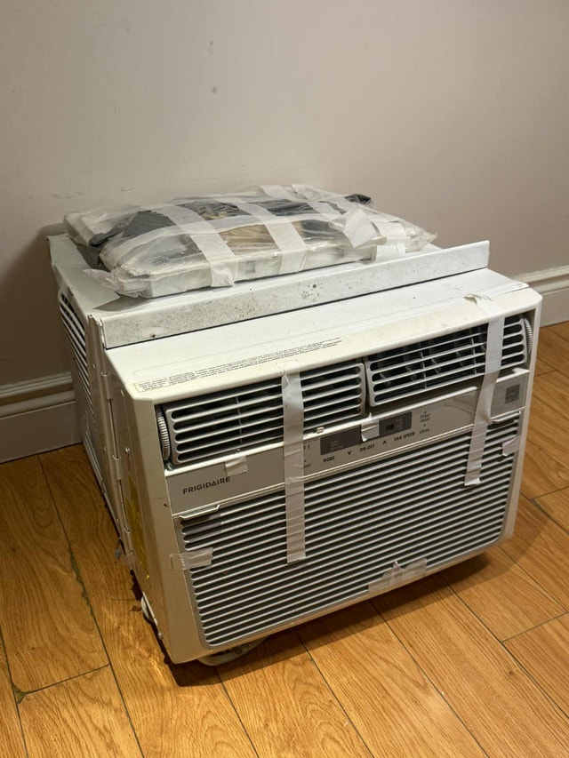 Frigidaire 12,000 BTU AC — Strong Cooling Power - photo 4