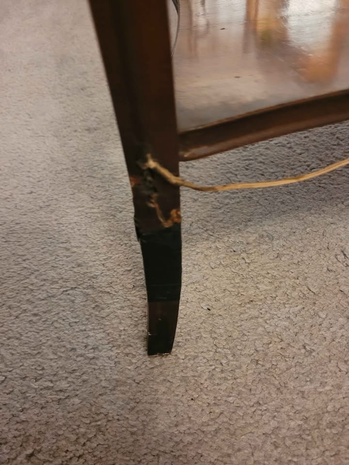 Antique Record Player Table - photo 5