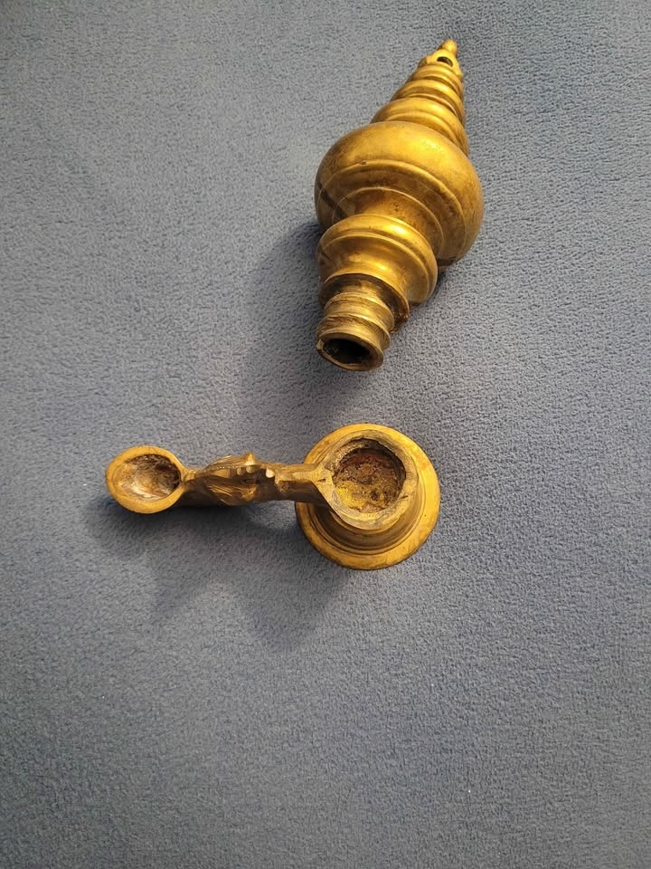 Antique Asian Oil Lamp - photo 3